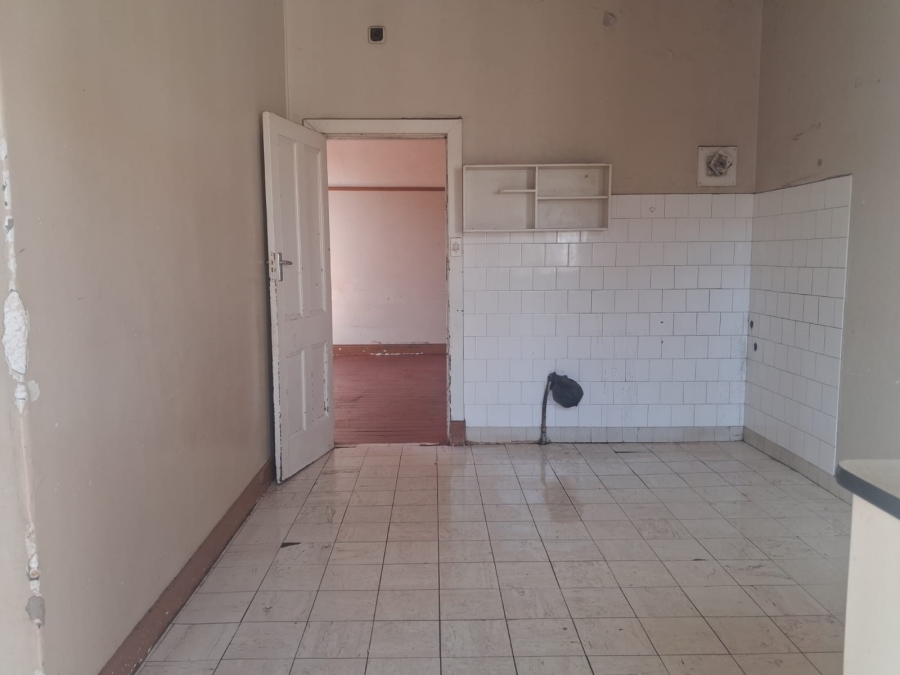6 Bedroom Property for Sale in Bellevue Gauteng