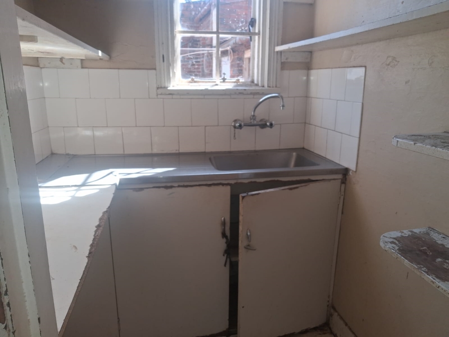 6 Bedroom Property for Sale in Bellevue Gauteng