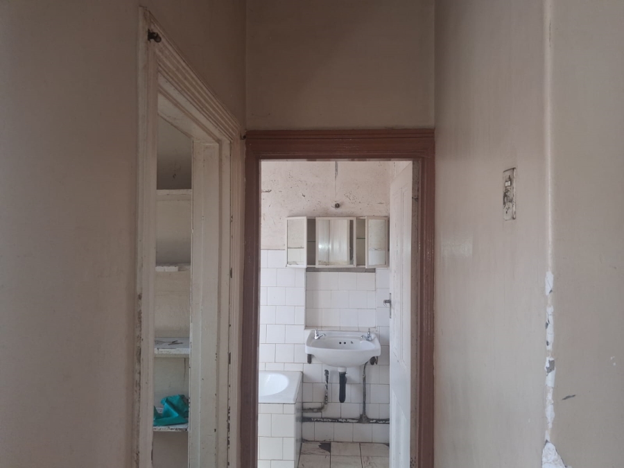6 Bedroom Property for Sale in Bellevue Gauteng
