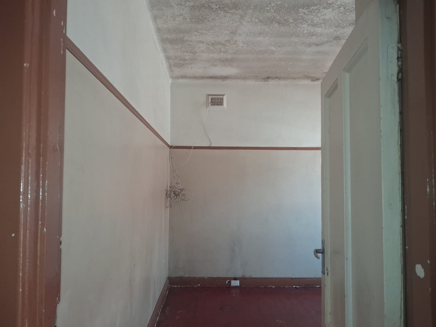 6 Bedroom Property for Sale in Bellevue Gauteng