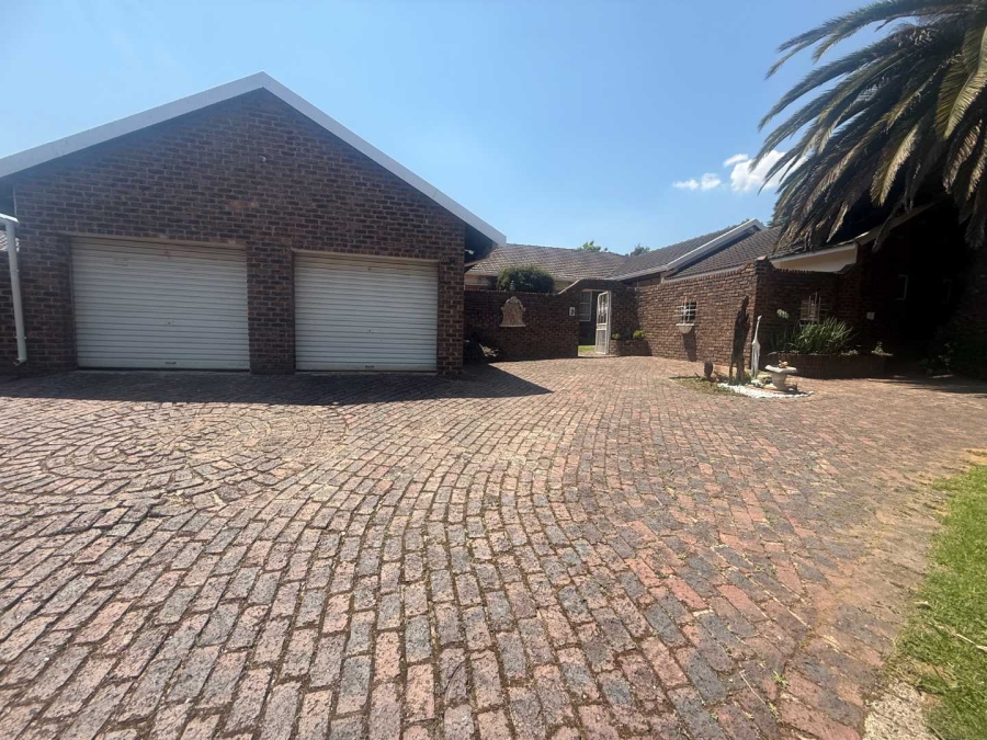 3 Bedroom Property for Sale in Norkem Park Gauteng