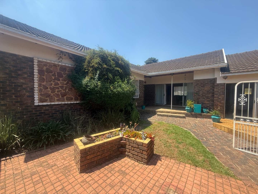 3 Bedroom Property for Sale in Norkem Park Gauteng