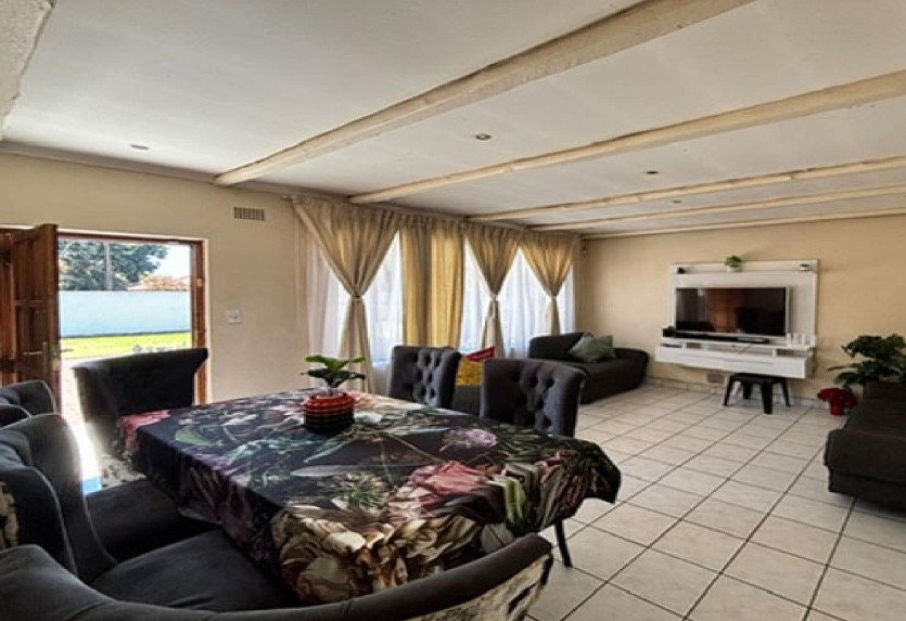 4 Bedroom Property for Sale in Birch Acres Gauteng