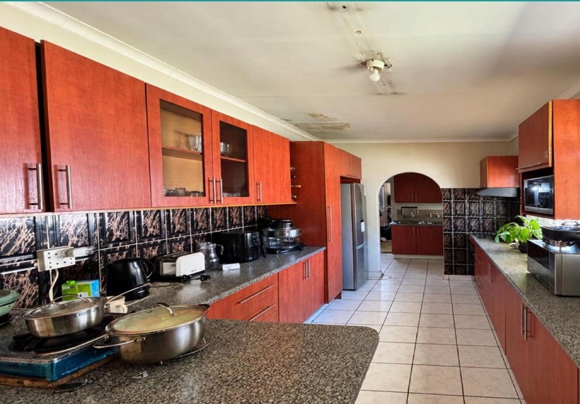 4 Bedroom Property for Sale in Birch Acres Gauteng