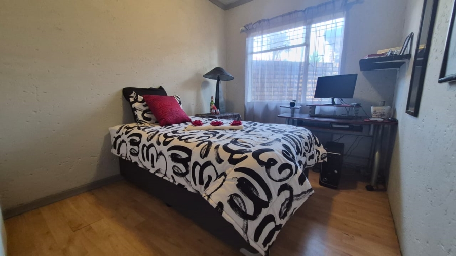 2 Bedroom Property for Sale in Kempton Park Gauteng