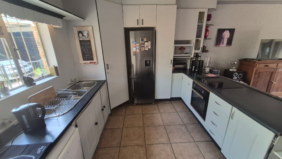 2 Bedroom Property for Sale in Kempton Park Gauteng