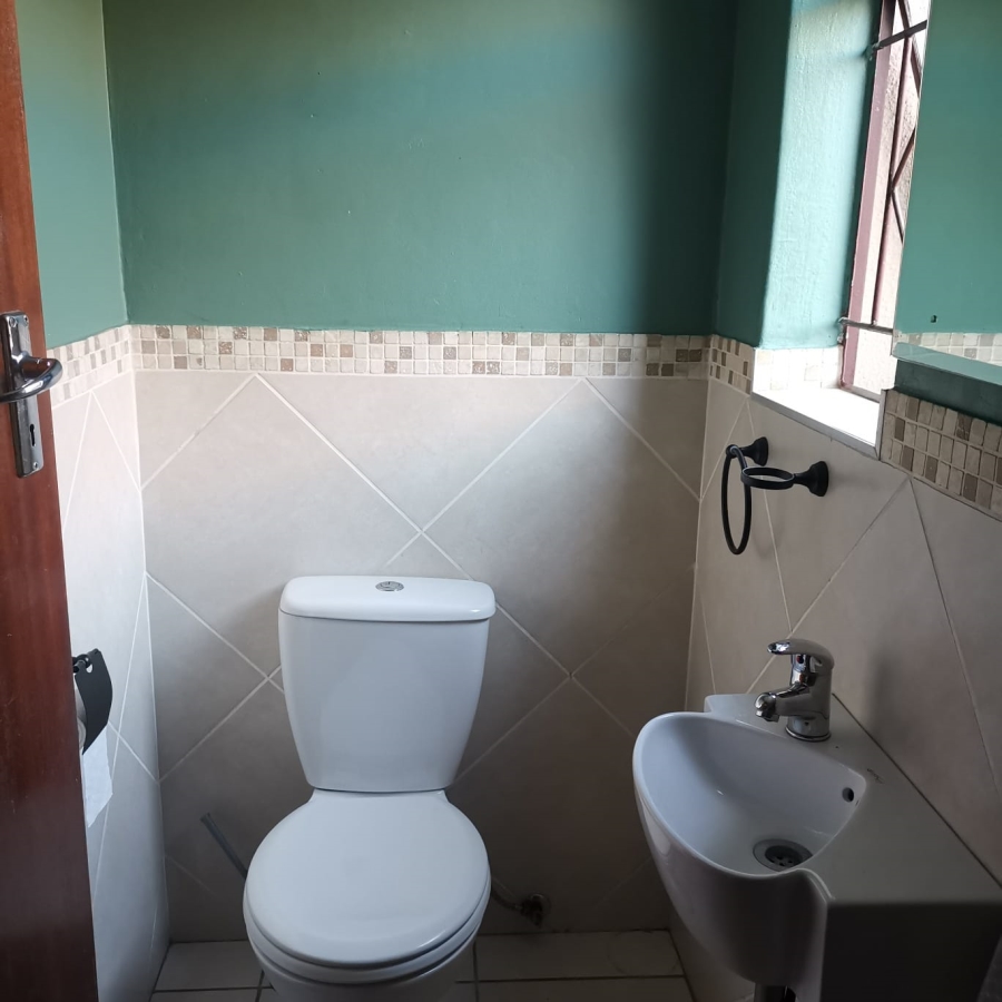2 Bedroom Property for Sale in Kempton Park Gauteng