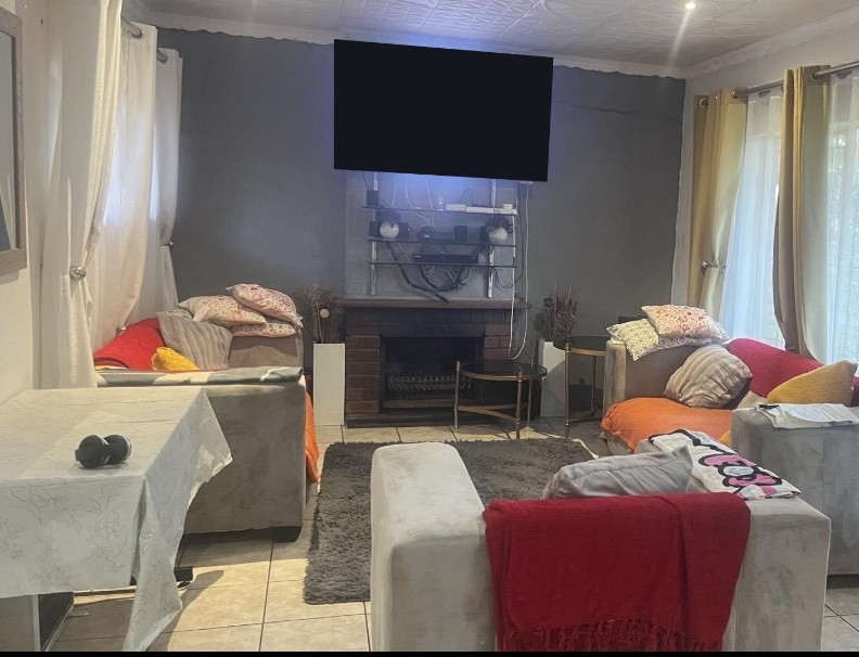 3 Bedroom Property for Sale in Birch Acres Gauteng