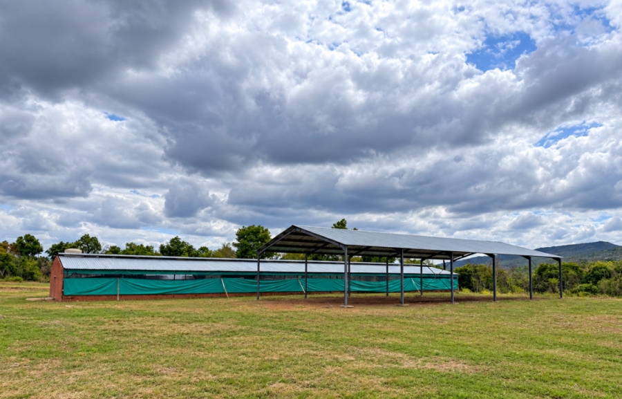 18 Bedroom Property for Sale in Hekpoort Gauteng