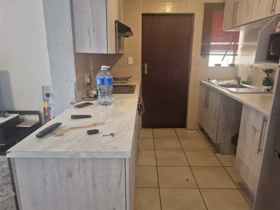 2 Bedroom Property for Sale in Ormonde View Gauteng