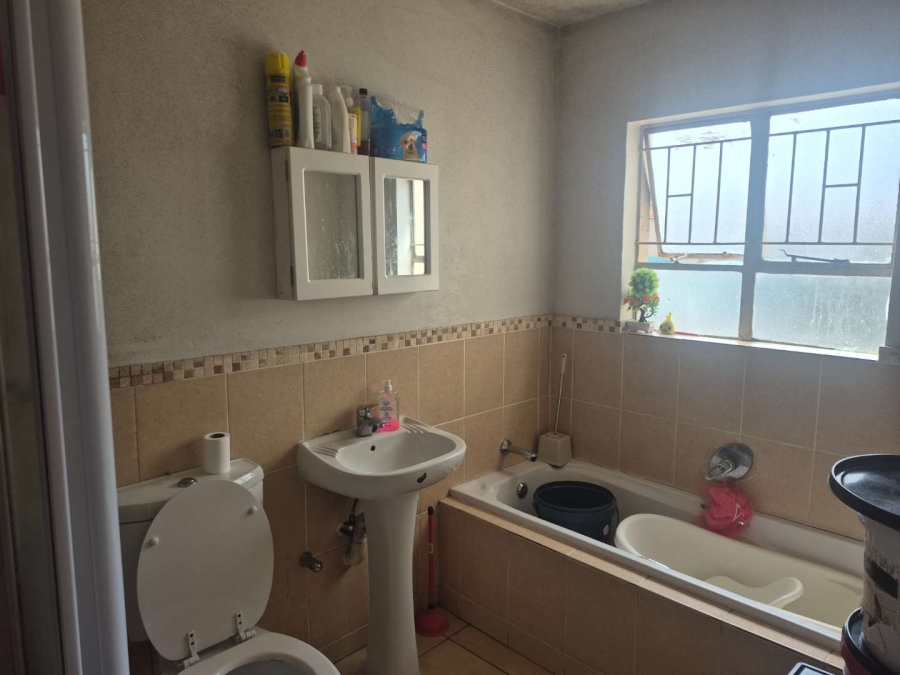 2 Bedroom Property for Sale in Ormonde View Gauteng