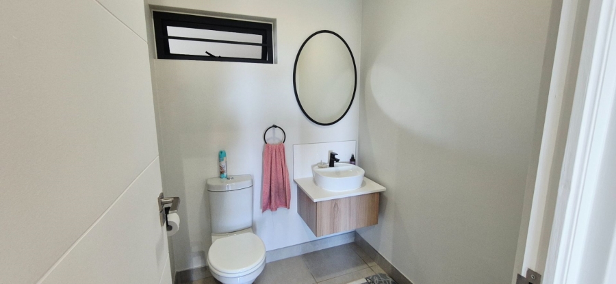 2 Bedroom Property for Sale in Mulbarton Gauteng