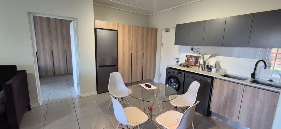 2 Bedroom Property for Sale in Mulbarton Gauteng