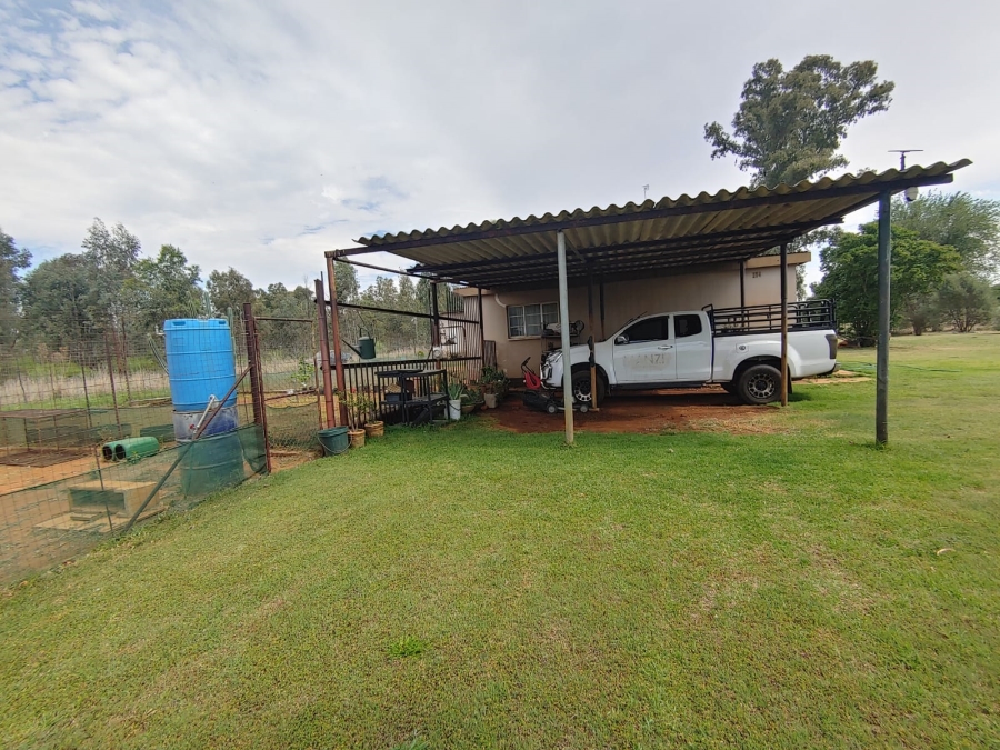3 Bedroom Property for Sale in Cooperville Gauteng