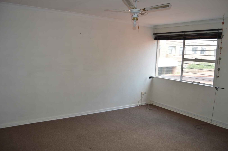 5 Bedroom Property for Sale in New Redruth Gauteng