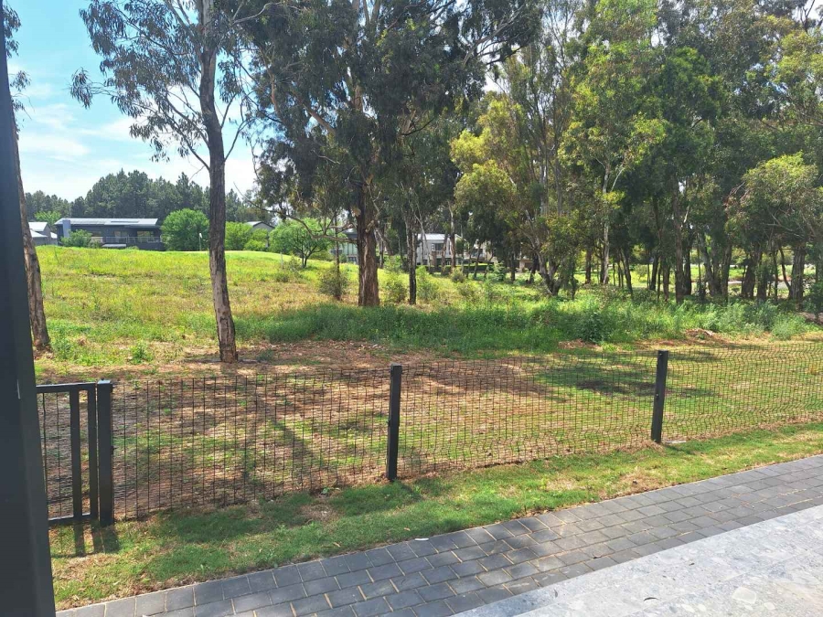 4 Bedroom Property for Sale in Eikenhof Gauteng