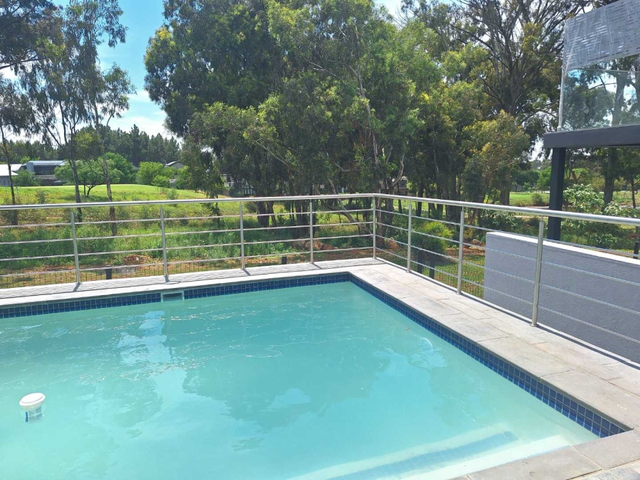 4 Bedroom Property for Sale in Eikenhof Gauteng