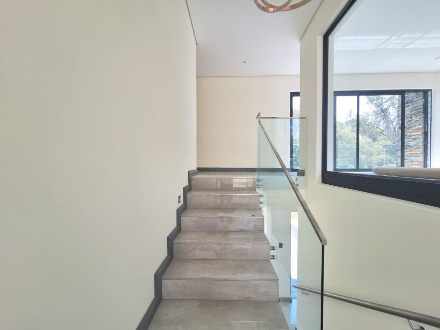 4 Bedroom Property for Sale in Eikenhof Gauteng