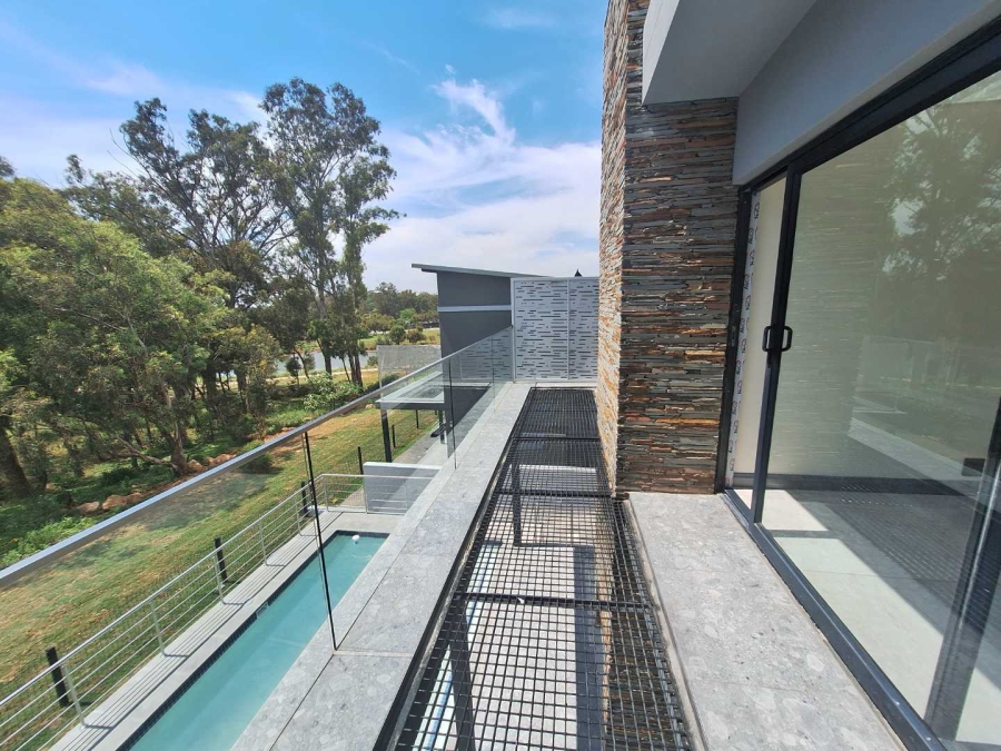 4 Bedroom Property for Sale in Eikenhof Gauteng