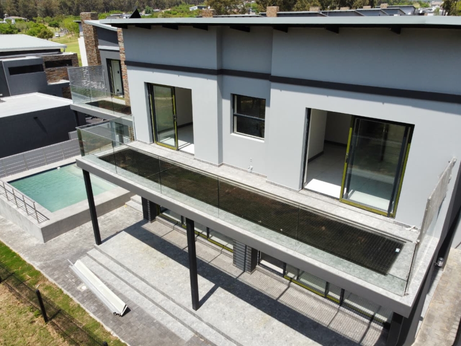 4 Bedroom Property for Sale in Eikenhof Gauteng