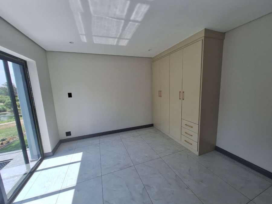4 Bedroom Property for Sale in Eye of Africa Gauteng