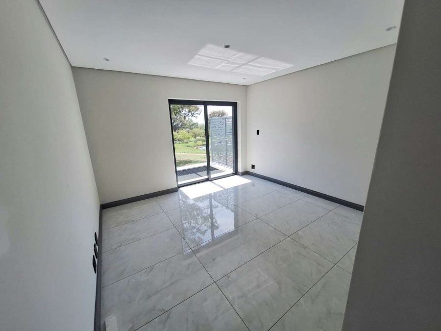 4 Bedroom Property for Sale in Eye of Africa Gauteng
