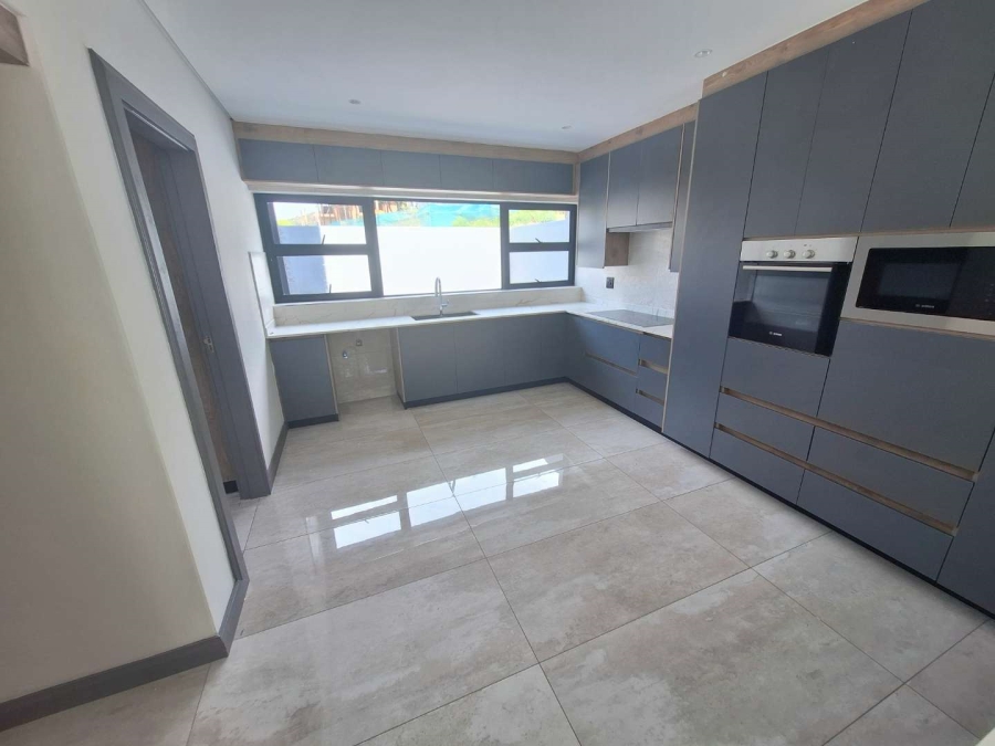 4 Bedroom Property for Sale in Eye of Africa Gauteng
