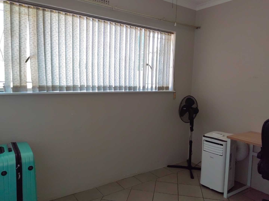 To Let 4 Bedroom Property for Rent in Brackenhurst Gauteng