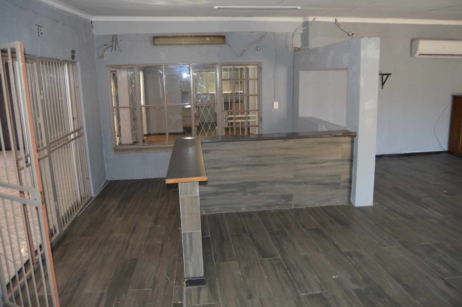 4 Bedroom Property for Sale in Brackendowns Gauteng