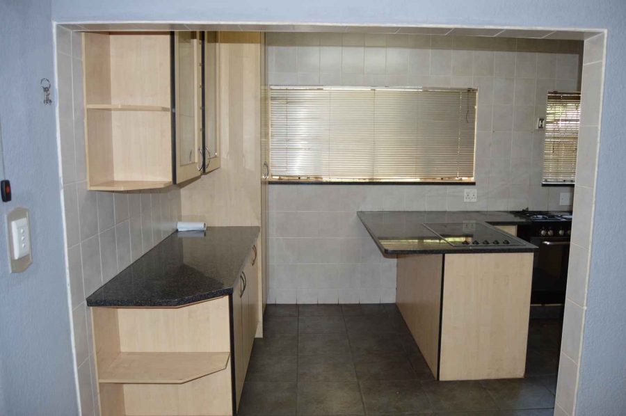 4 Bedroom Property for Sale in Brackendowns Gauteng