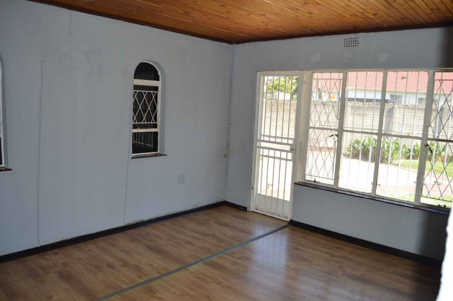 4 Bedroom Property for Sale in Brackendowns Gauteng