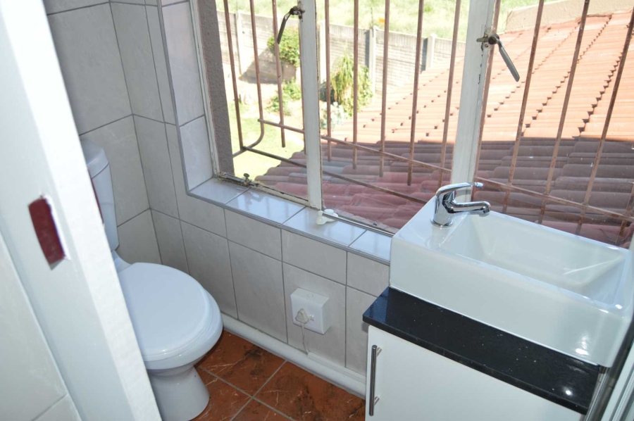 4 Bedroom Property for Sale in Brackendowns Gauteng