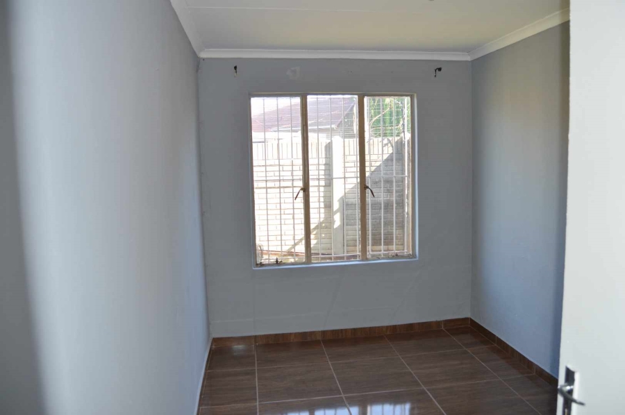4 Bedroom Property for Sale in Brackendowns Gauteng