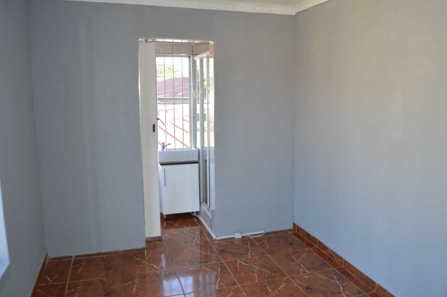4 Bedroom Property for Sale in Brackendowns Gauteng