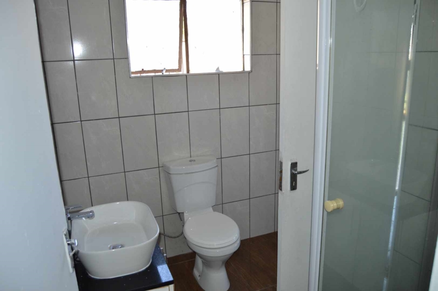 4 Bedroom Property for Sale in Brackendowns Gauteng