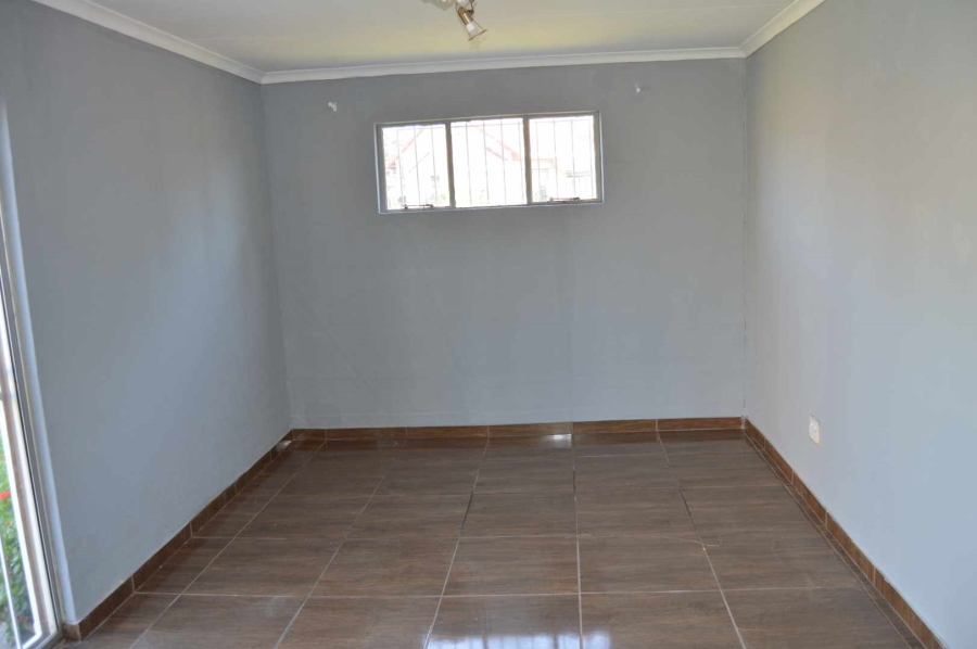 4 Bedroom Property for Sale in Brackendowns Gauteng