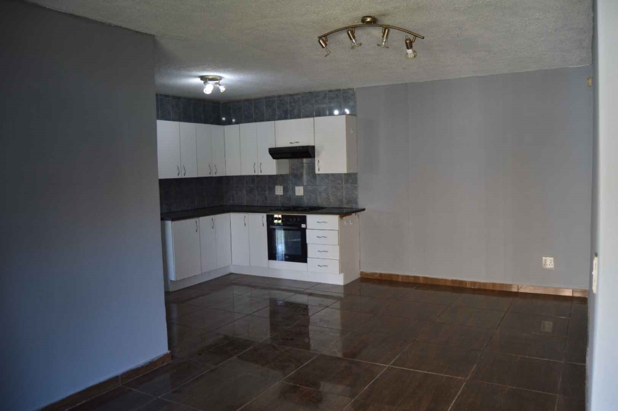 4 Bedroom Property for Sale in Brackendowns Gauteng