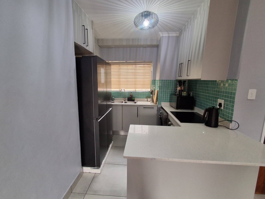 2 Bedroom Property for Sale in Hesteapark Gauteng