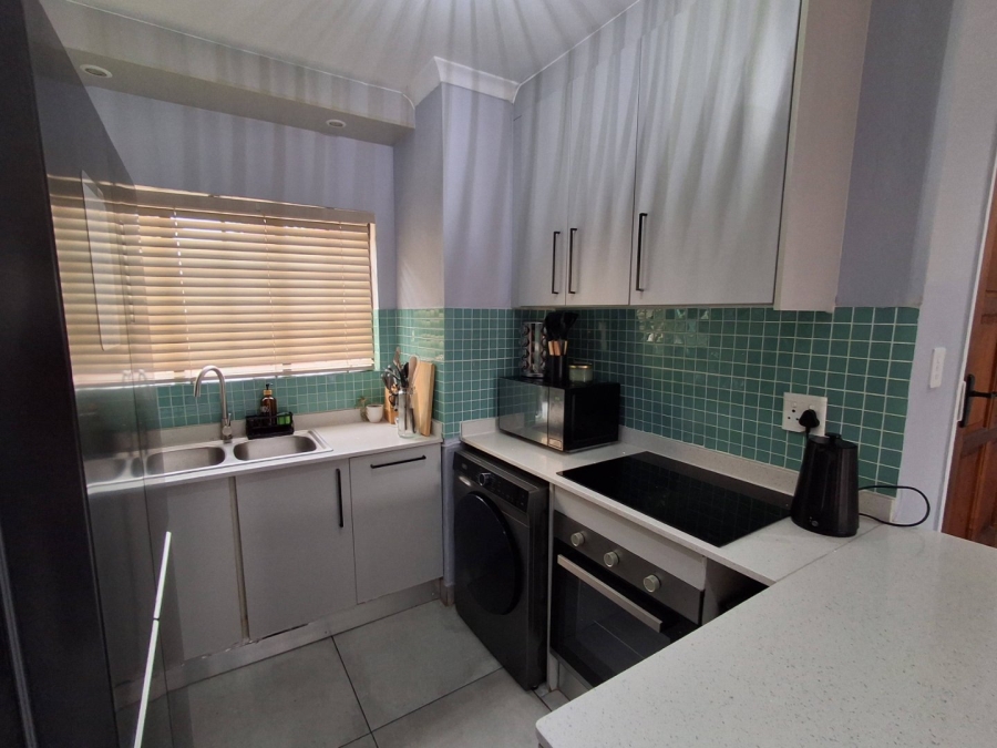 2 Bedroom Property for Sale in Hesteapark Gauteng