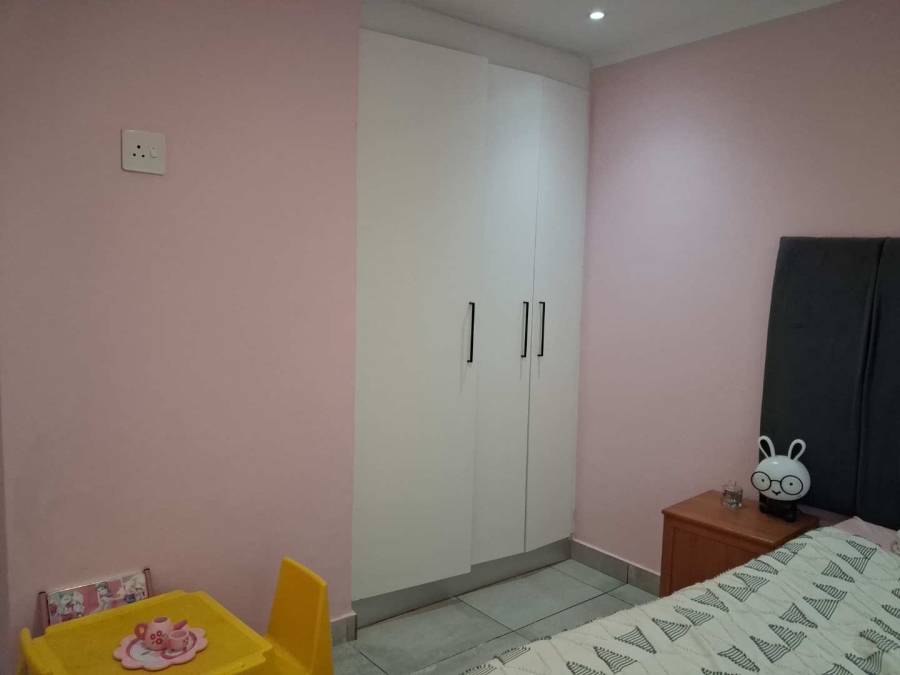 2 Bedroom Property for Sale in Hesteapark Gauteng