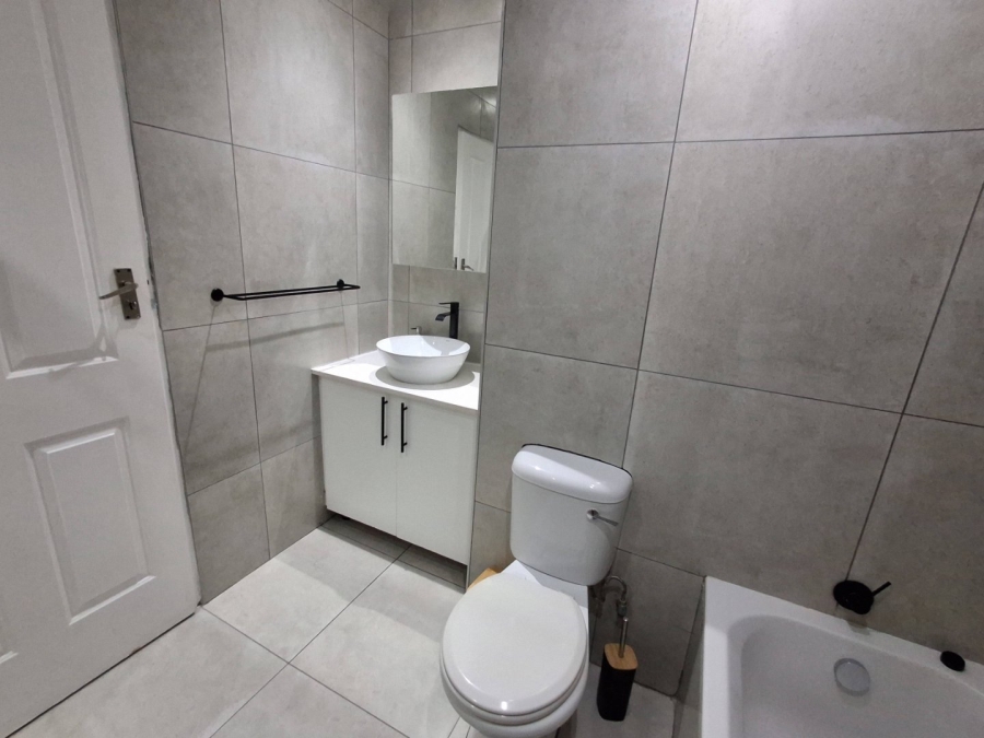 2 Bedroom Property for Sale in Hesteapark Gauteng