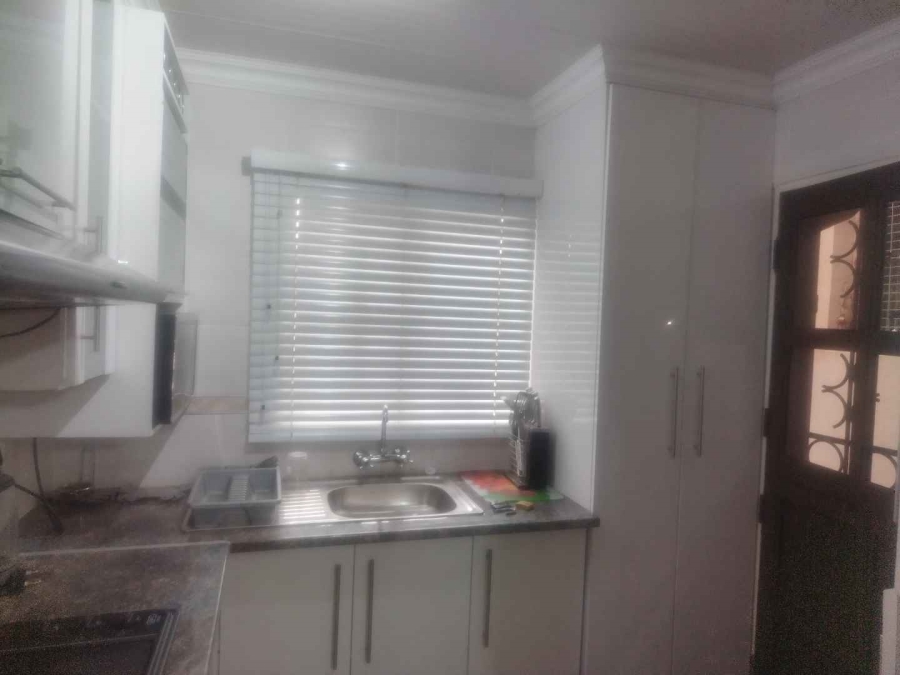 4 Bedroom Property for Sale in Mabopane Unit M Gauteng