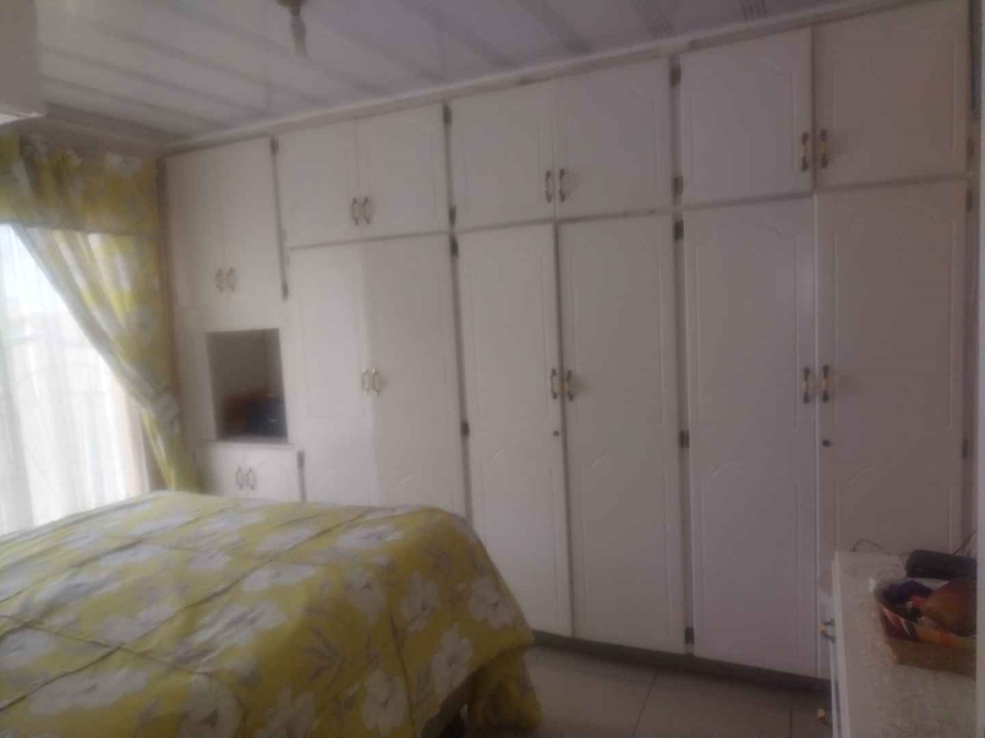 4 Bedroom Property for Sale in Mabopane Unit M Gauteng