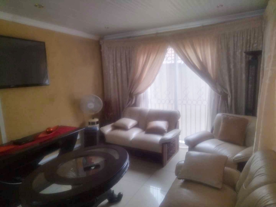 4 Bedroom Property for Sale in Mabopane Unit M Gauteng