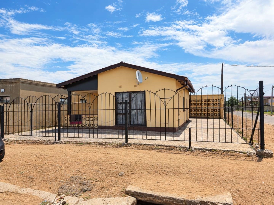 4 Bedroom Property for Sale in Tsakane Gauteng