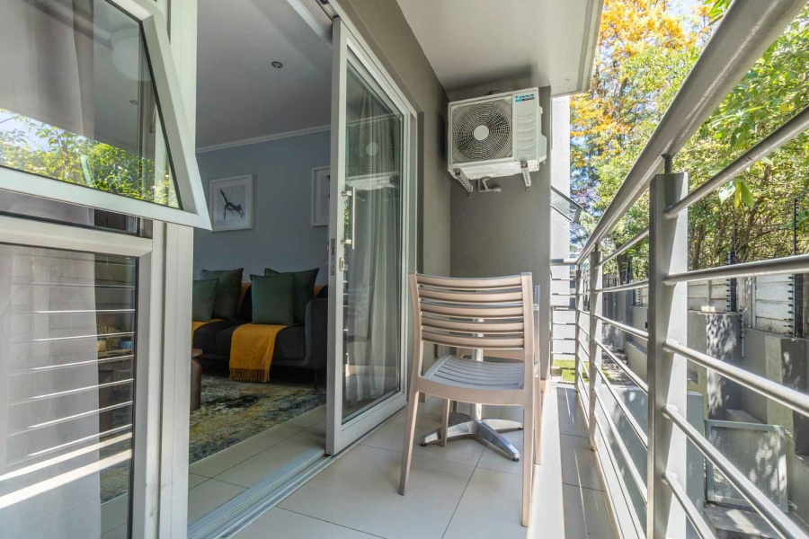 To Let 2 Bedroom Property for Rent in Hurlingham Gauteng