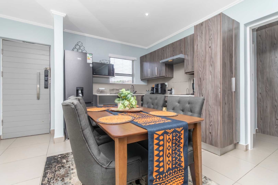 To Let 2 Bedroom Property for Rent in Hurlingham Gauteng