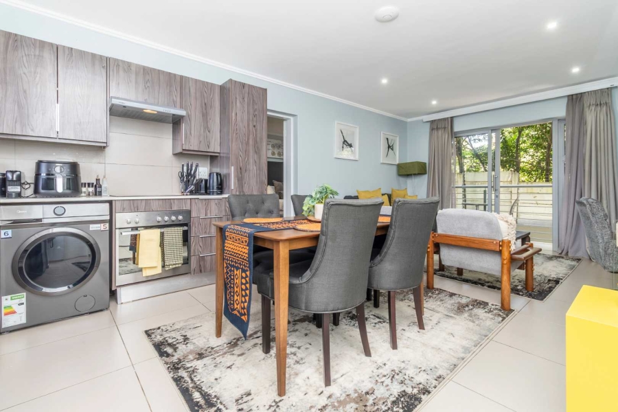 To Let 2 Bedroom Property for Rent in Hurlingham Gauteng