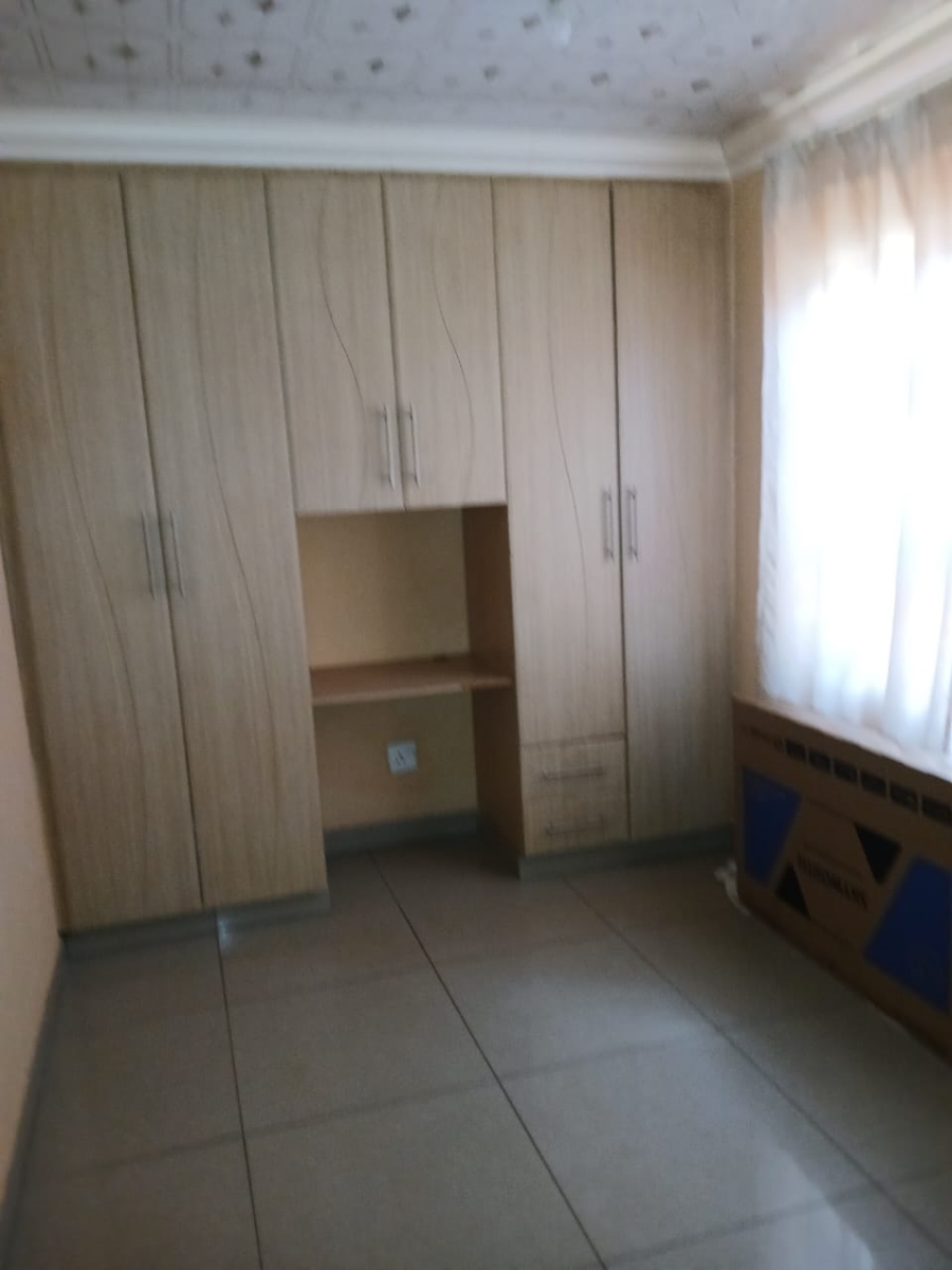 2 Bedroom Property for Sale in Soshanguve VV Gauteng