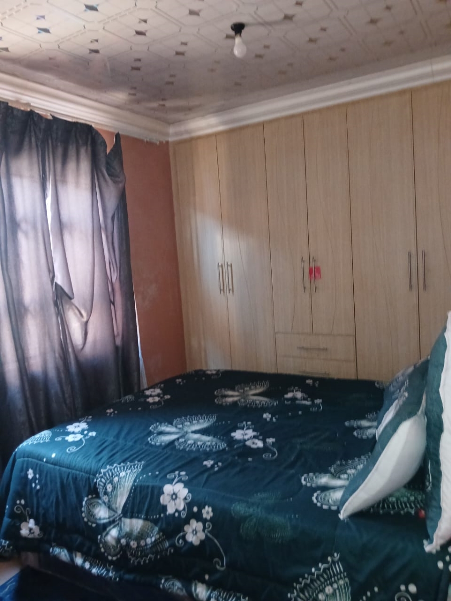 2 Bedroom Property for Sale in Soshanguve VV Gauteng